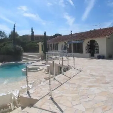 Semesterbostad La Petite Moujonne In By Interhome Le Lavandou