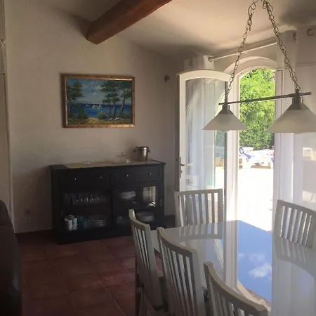 La Petite Moujonne In By Interhome Casa vacanze