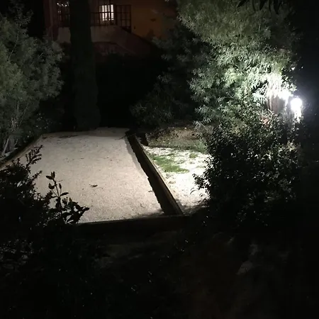 Σπίτι διακοπών La Petite Moujonne In By Interhome