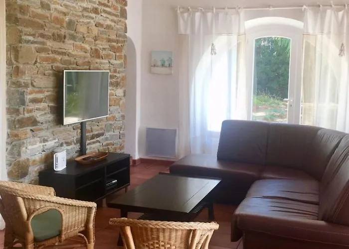 Holiday home La Petite Moujonne In By Interhome Le Lavandou