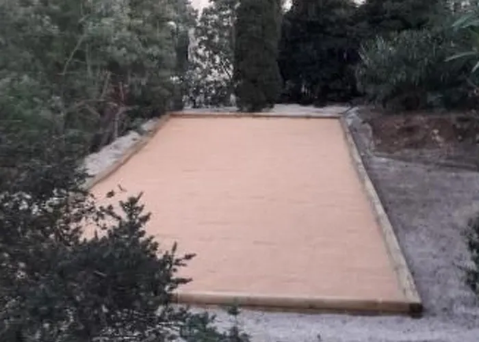 La Petite Moujonne In By Interhome Hébergement de vacances *